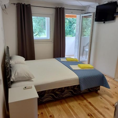 Bugenvilija Budva Ngoại thất bức ảnh